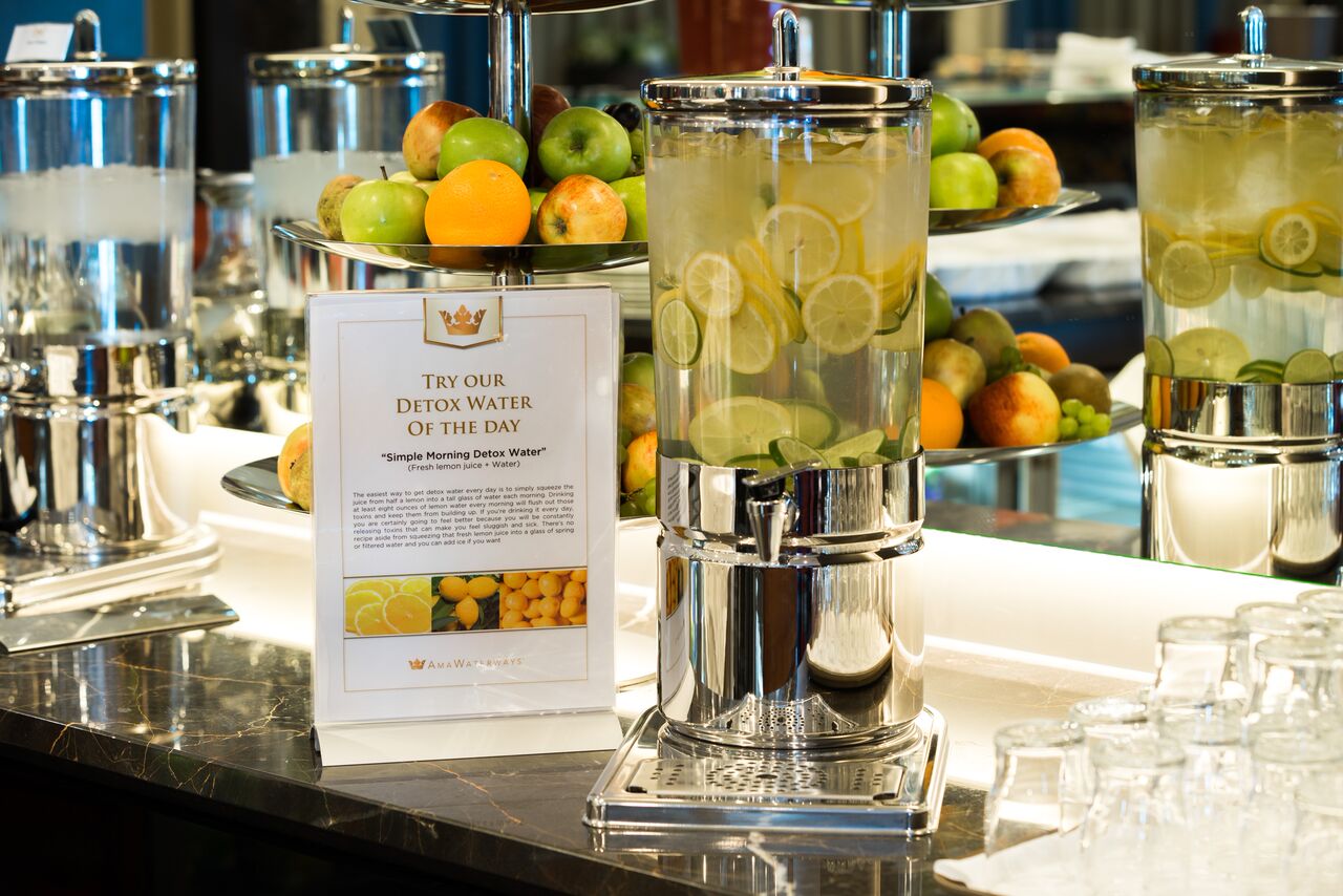 Detox Water_lr.jpg